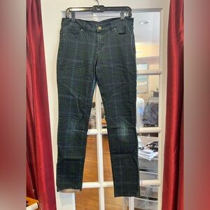 Slim Fit Plaid pants in Green and Black